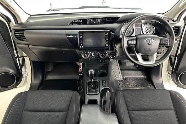 2022 Toyota HILUX SR (4x4) GUN126R 4X4