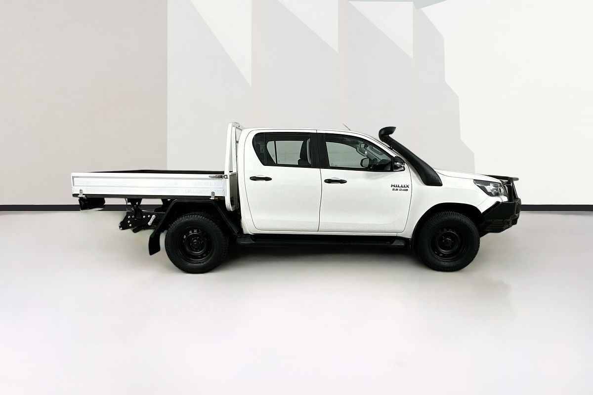 2020 Toyota HILUX SR (4x4) GUN126R FACELIFT 4X4