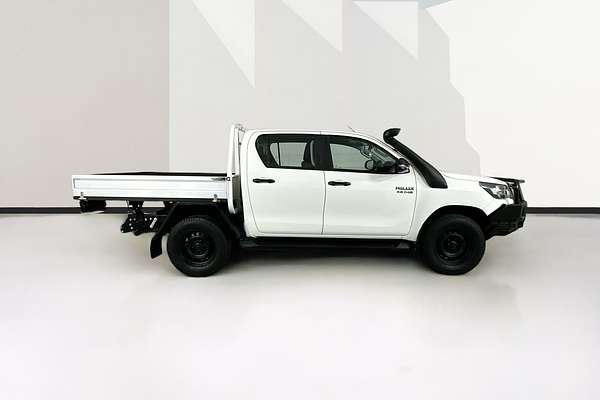 2020 Toyota HILUX SR (4x4) GUN126R FACELIFT 4X4