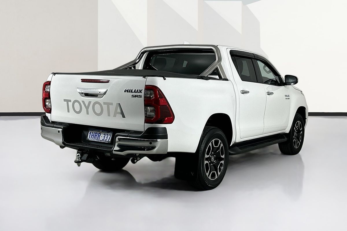 2022 Toyota HILUX SR5 (4x4) GUN126R 4X4