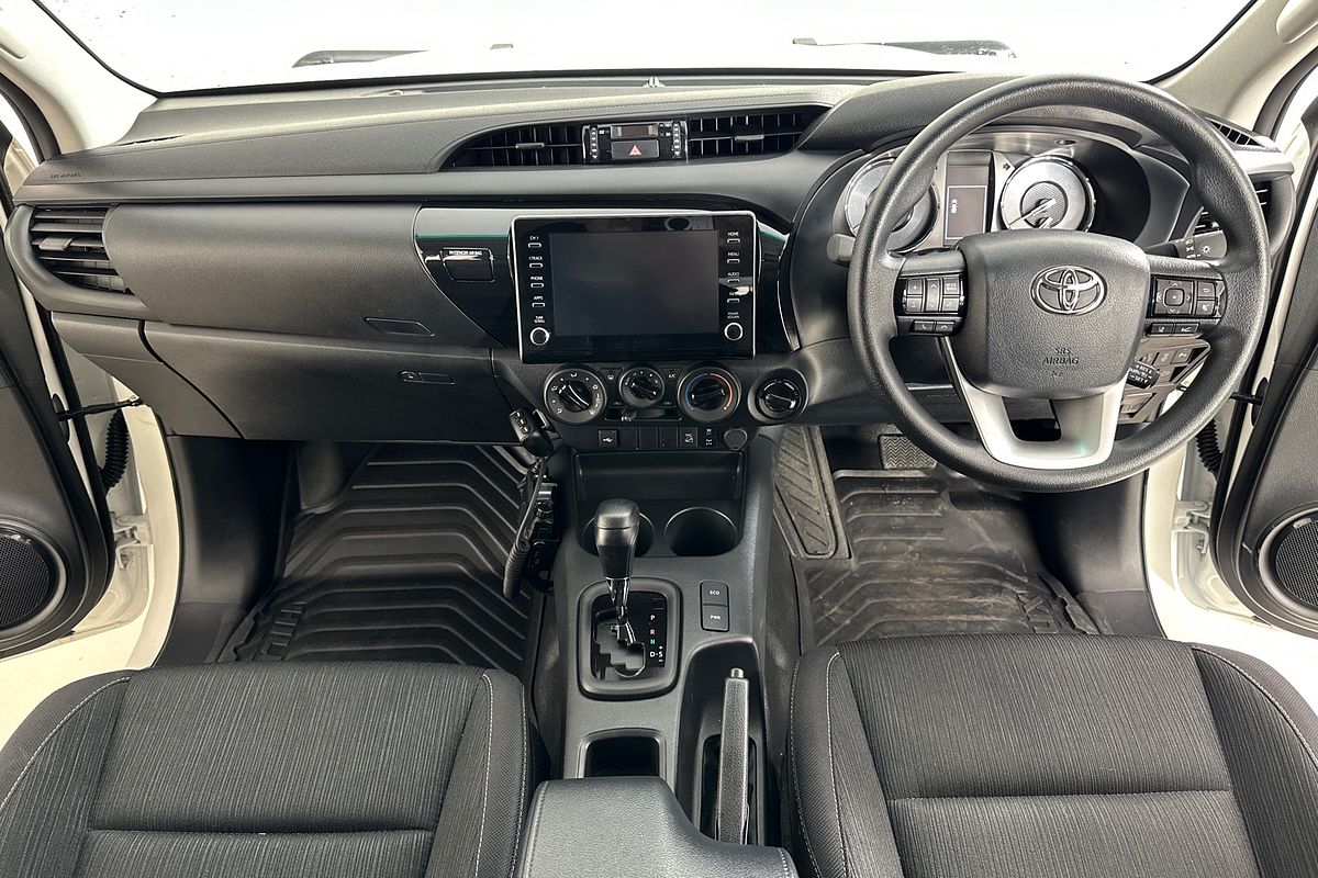 2024 Toyota HILUX SR (4x4) GUN126R 4X4