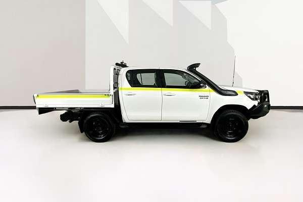 2023 Toyota HILUX SR (4x4) GUN126R 4X4