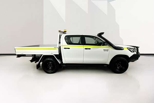 2022 Toyota HILUX SR (4x4) GUN126R 4X4