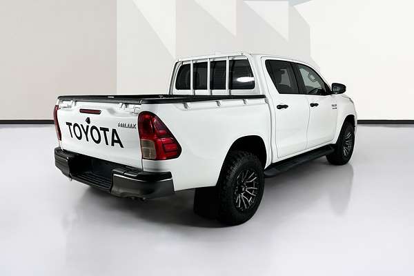 2022 Toyota HILUX SR (4x4) GUN126R 4X4