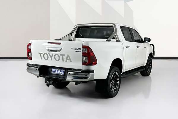 2021 Toyota HILUX SR5 (4x4) GUN126R 4X4