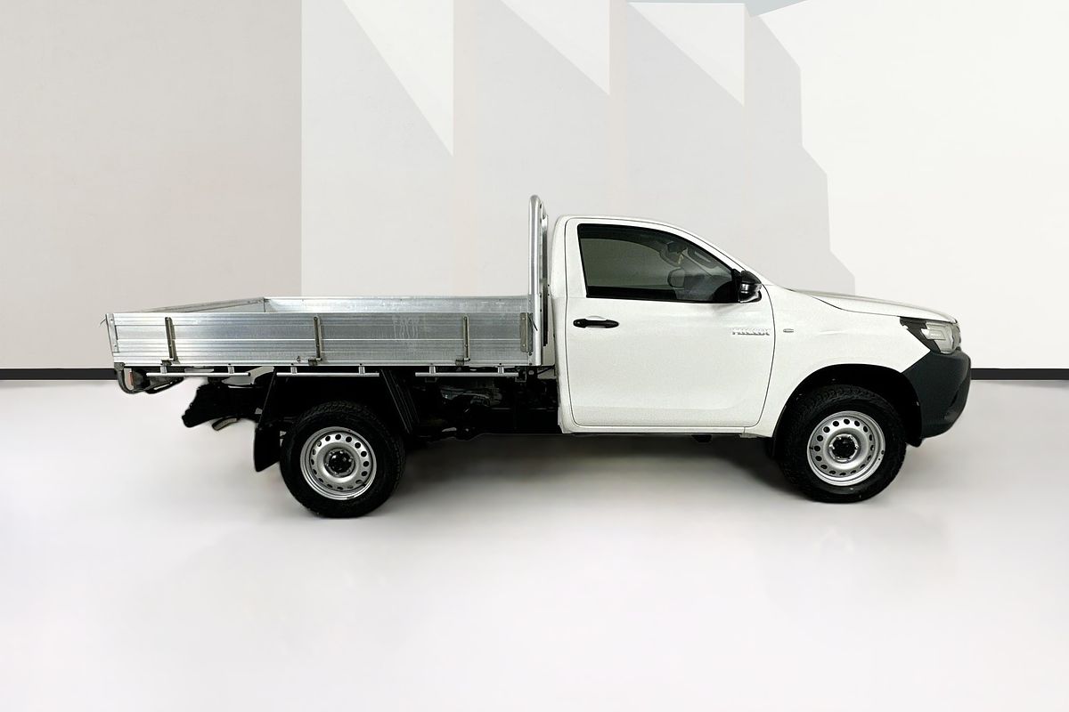 2020 Toyota HILUX WORKMATE HI-RIDER GUN135R FACELIFT 4x2