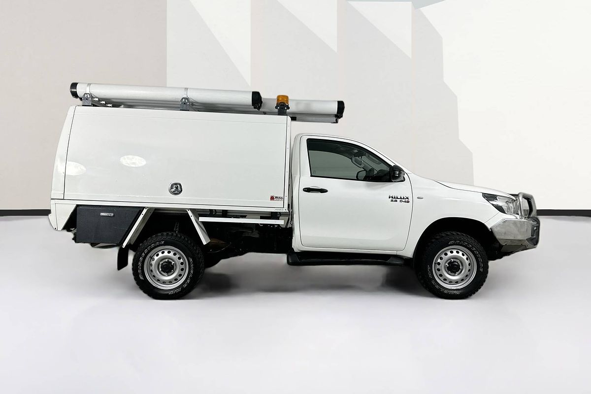 2020 Toyota HILUX SR (4x4) GUN126R FACELIFT 4X4