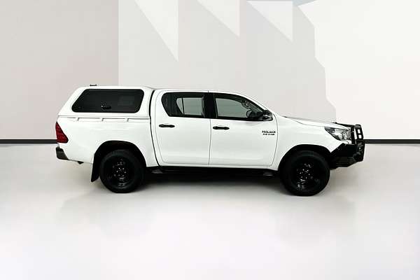 2018 Toyota HILUX SR (4x4) GUN126R MY17 4X4