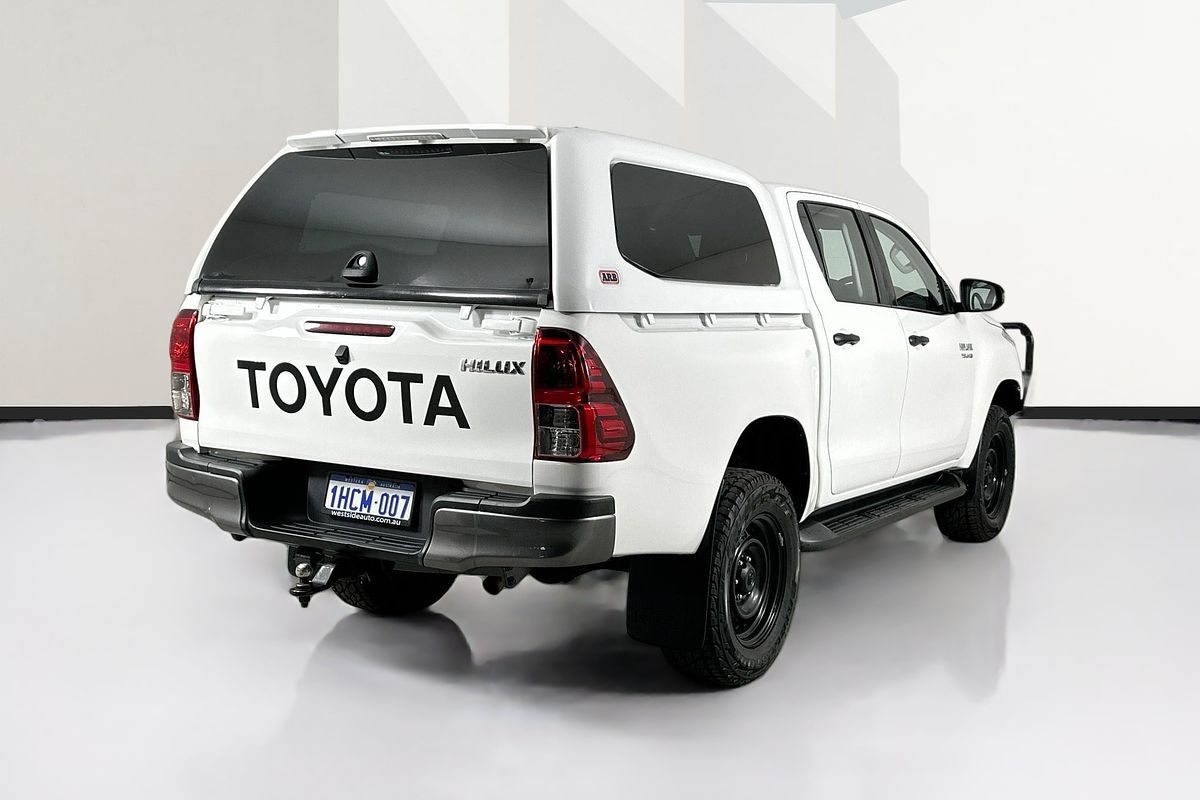 2020 Toyota HILUX SR (4x4) GUN126R FACELIFT 4X4