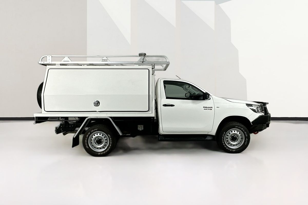 2018 Toyota HILUX SR (4x4) GUN126R MY17 4X4