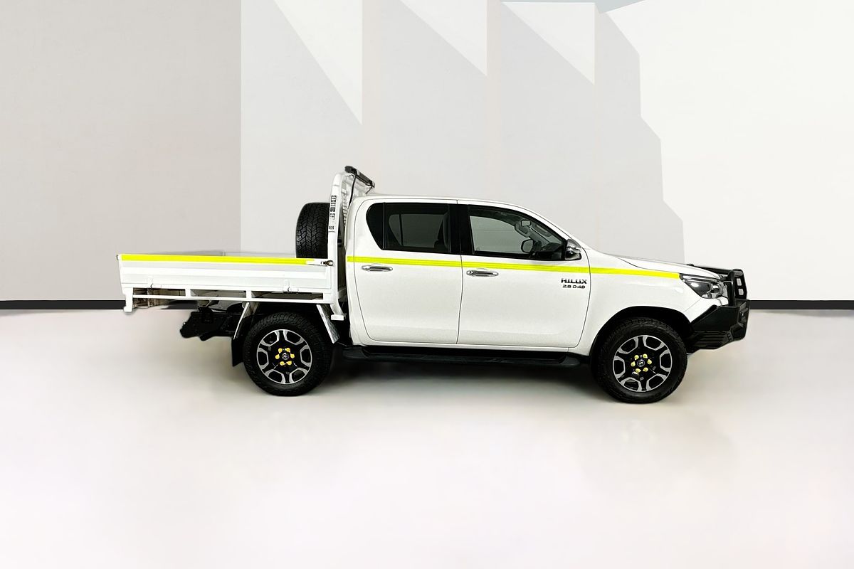 2021 Toyota HILUX SR5 (4x4) GUN126R FACELIFT 4X4
