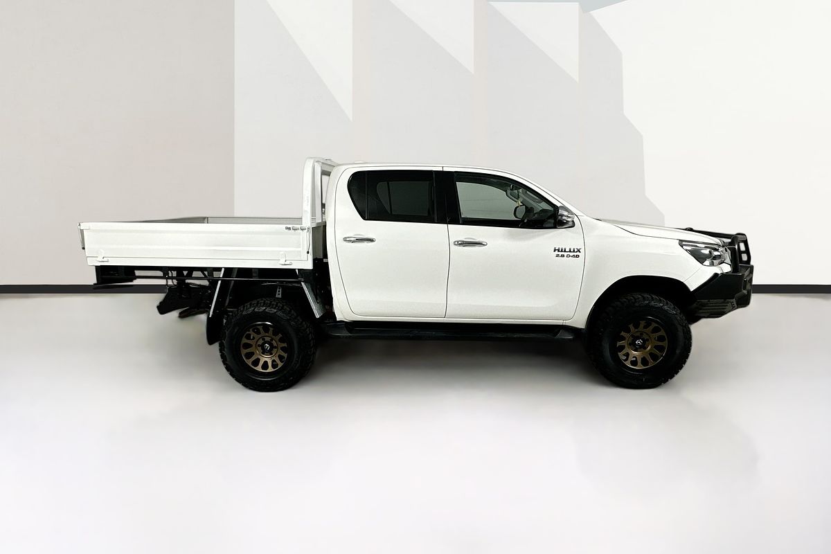 2021 Toyota HILUX SR5 (4x4) GUN126R 4X4