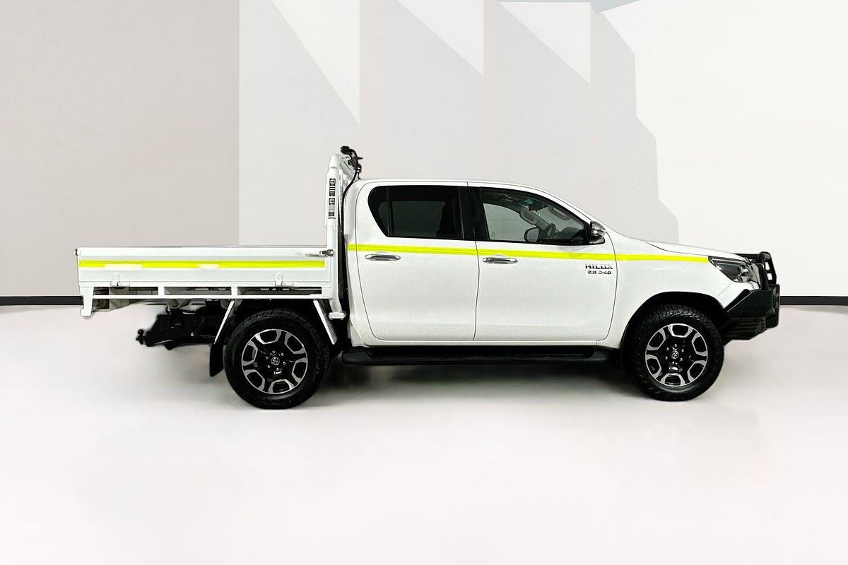 2021 Toyota HILUX SR5 (4x4) GUN126R FACELIFT 4X4