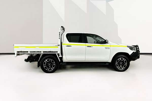 2021 Toyota HILUX SR5 (4x4) GUN126R FACELIFT 4X4