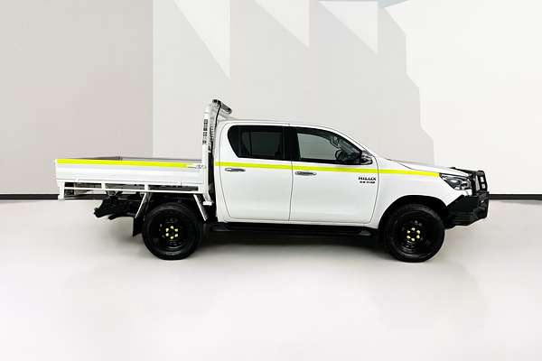 2021 Toyota HILUX SR5 (4x4) GUN126R 4X4