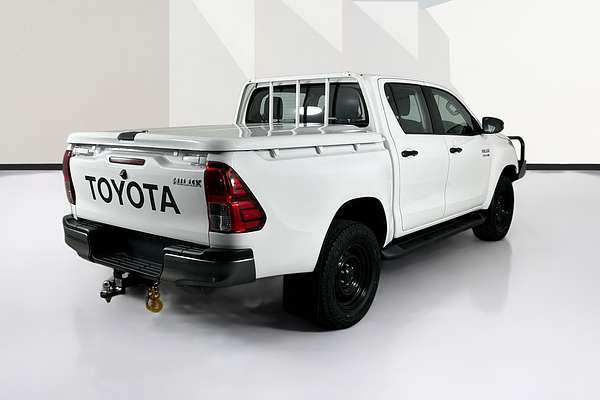 2018 Toyota HILUX SR (4x4) GUN126R MY17 4X4