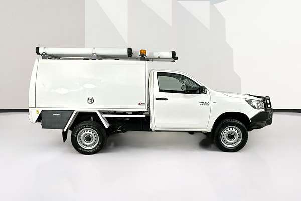 2020 Toyota HILUX SR (4x4) GUN126R FACELIFT 4X4