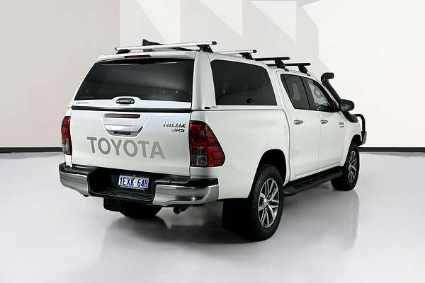 2015 Toyota HILUX SR5 (4x4) GUN126R 4X4