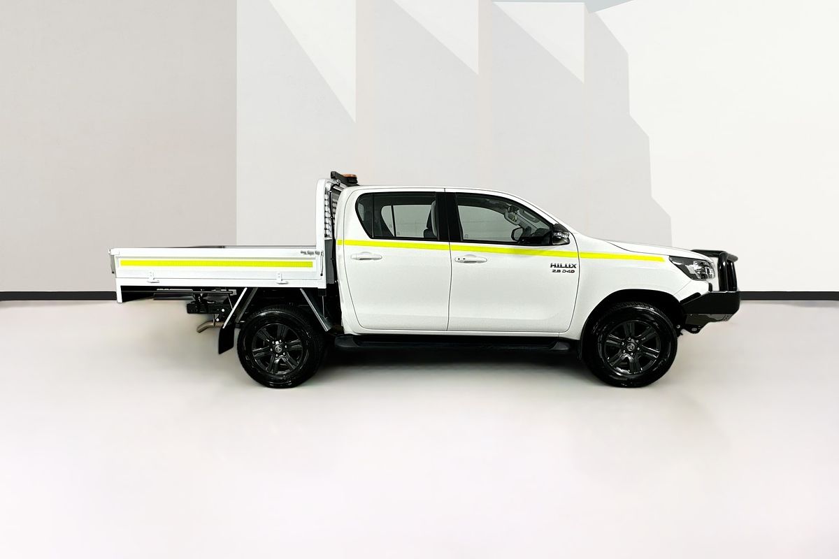 2024 Toyota HILUX SR 48V (4x4) GUN126R 4X4