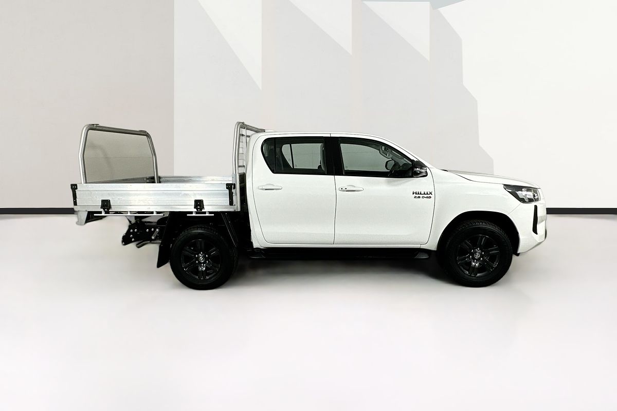 2024 Toyota HILUX SR 48V (4x4) GUN126R 4X4
