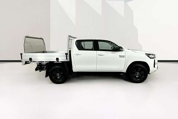 2024 Toyota HILUX SR 48V (4x4) GUN126R 4X4