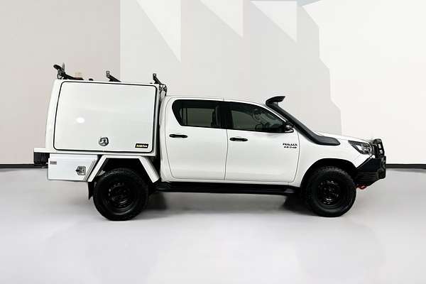 2020 Toyota HILUX SR (4x4) GUN126R FACELIFT 4X4