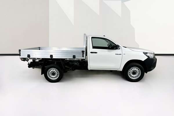 2020 Toyota HILUX WORKMATE HI-RIDER GUN135R FACELIFT 4x2