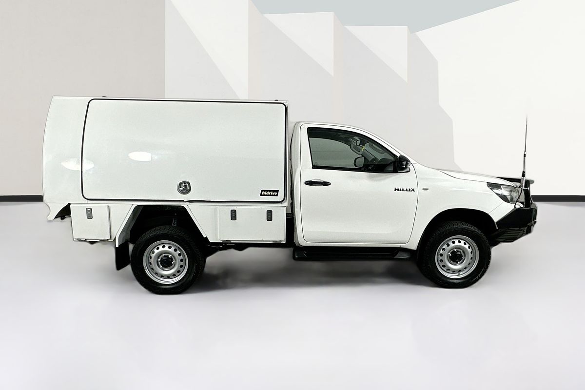 2019 Toyota HILUX SR (4x4) GUN126R MY19 4X4