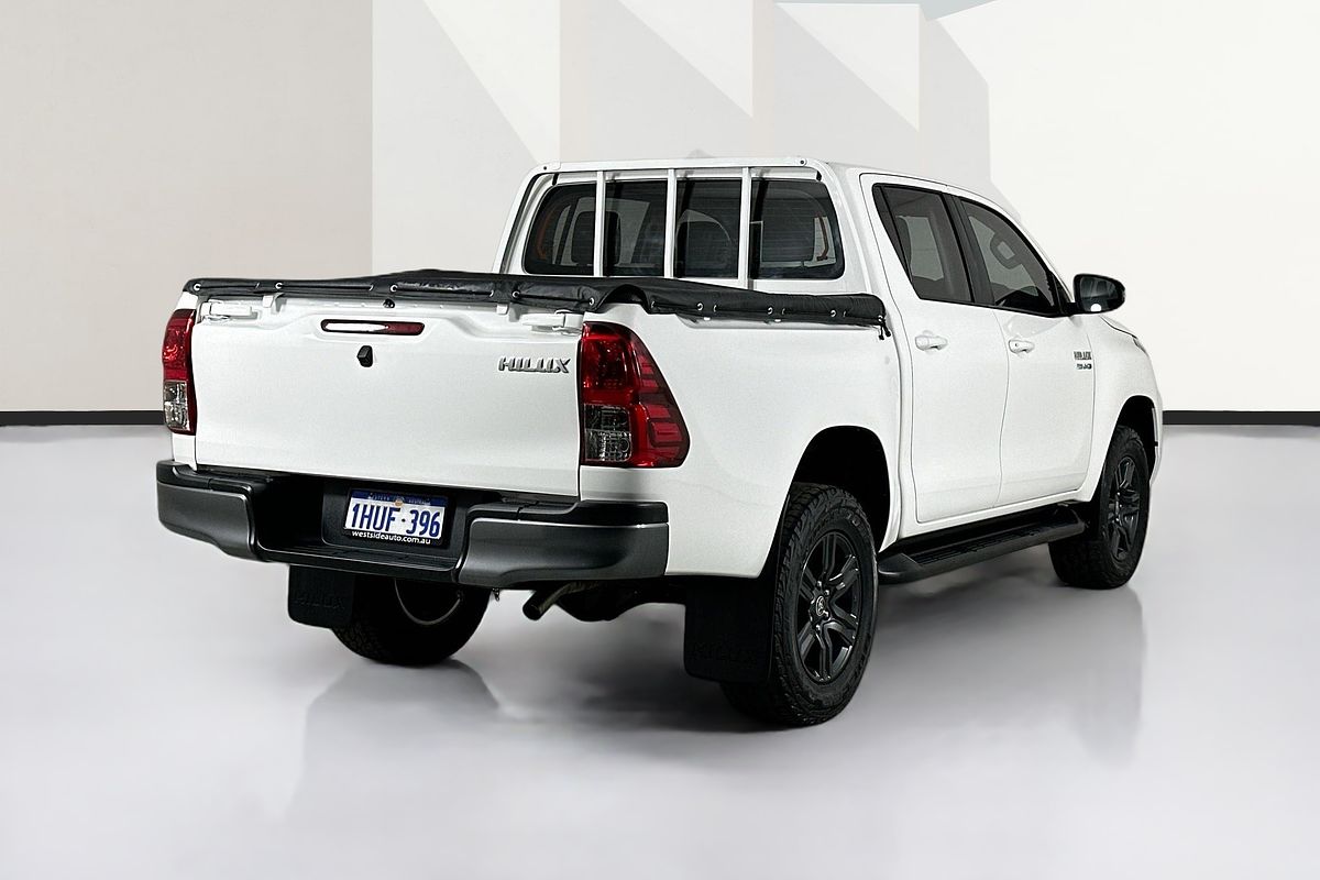 2022 Toyota HILUX SR (4x4) GUN126R 4X4