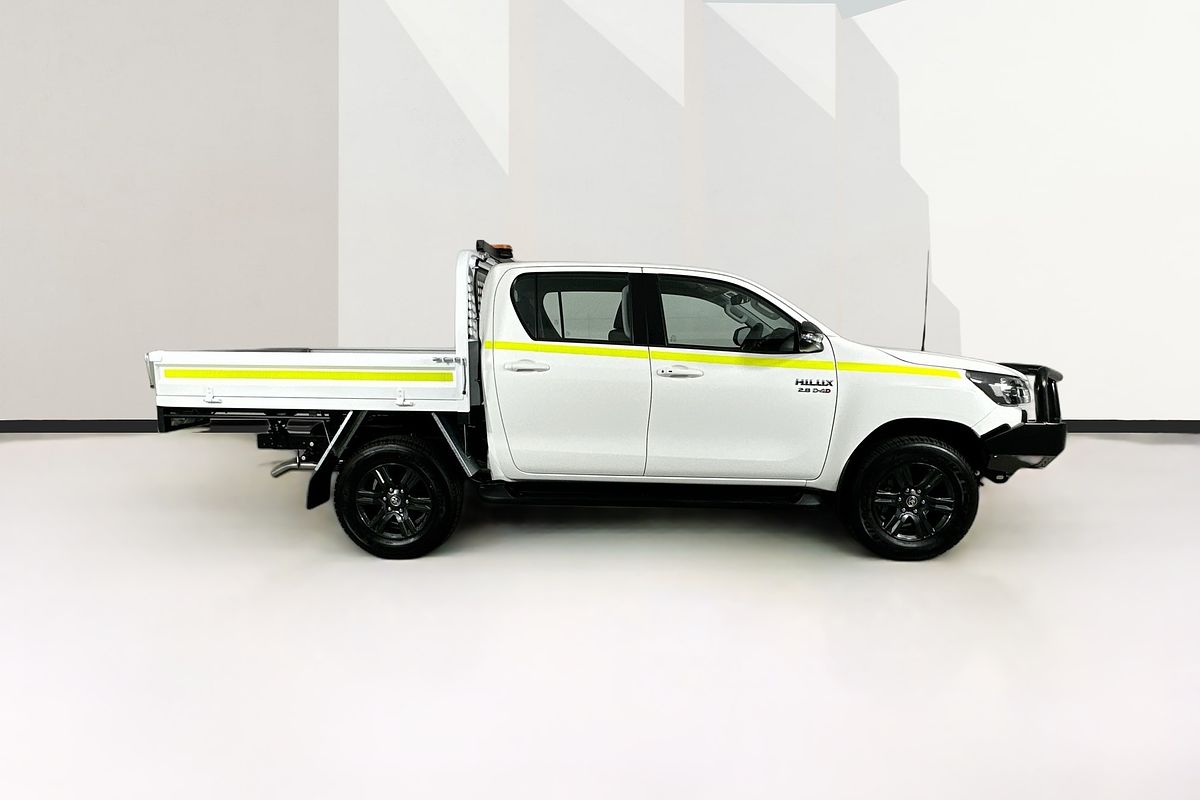 2025 Toyota HILUX SR 48V (4x4) GUN126R RC 4X4