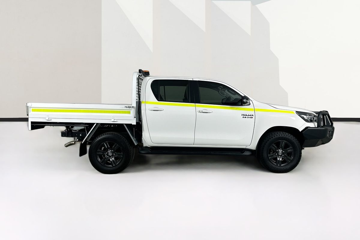 2024 Toyota HILUX SR 48V (4x4) GUN126R 4X4