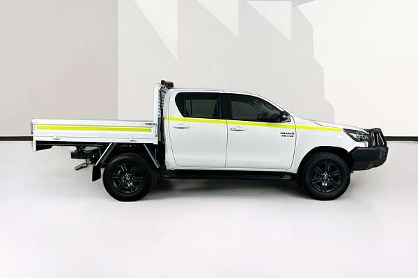 2024 Toyota HILUX SR 48V (4x4) GUN126R 4X4