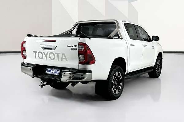 2021 Toyota HILUX SR5 (4x4) GUN126R FACELIFT 4X4