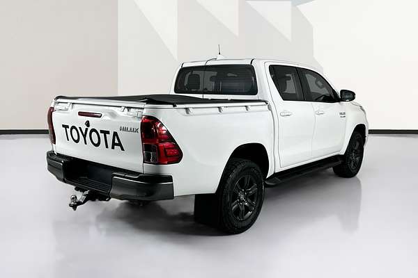 2022 Toyota HILUX SR (4x4) GUN126R 4X4