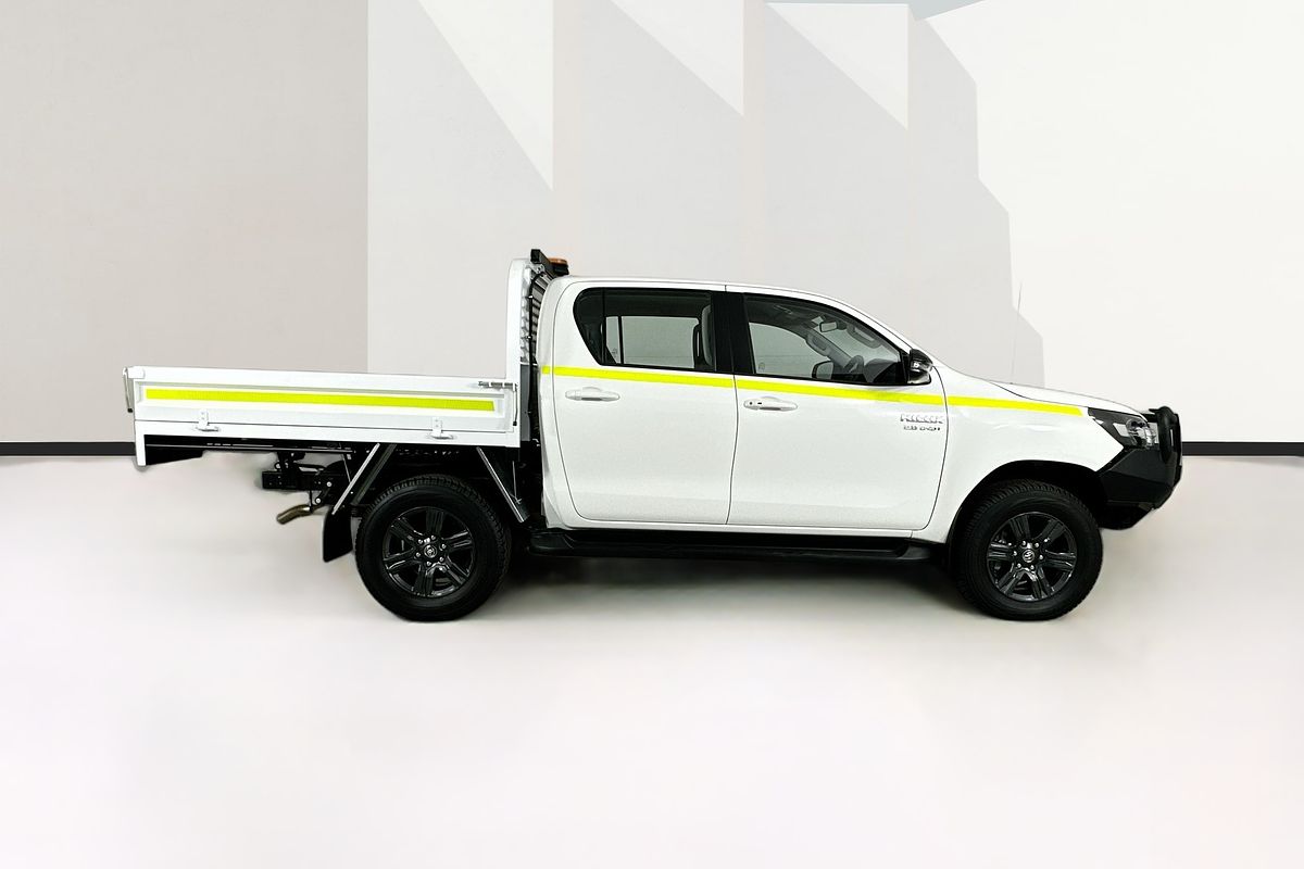 2025 Toyota HILUX SR 48V (4x4) GUN126R RC 4X4