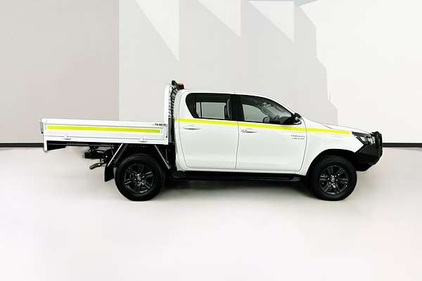 2025 Toyota HILUX SR 48V (4x4) GUN126R RC 4X4