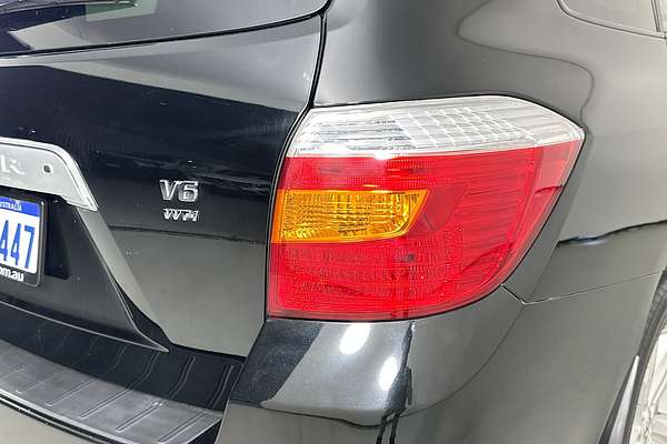 2010 Toyota KLUGER GRANDE (FWD) GSU40R