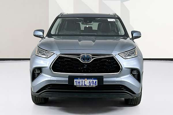2021 Toyota KLUGER GRANDE HYBRID AWD AXUH78R