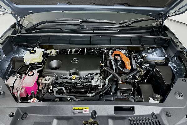 2021 Toyota KLUGER GRANDE HYBRID AWD AXUH78R