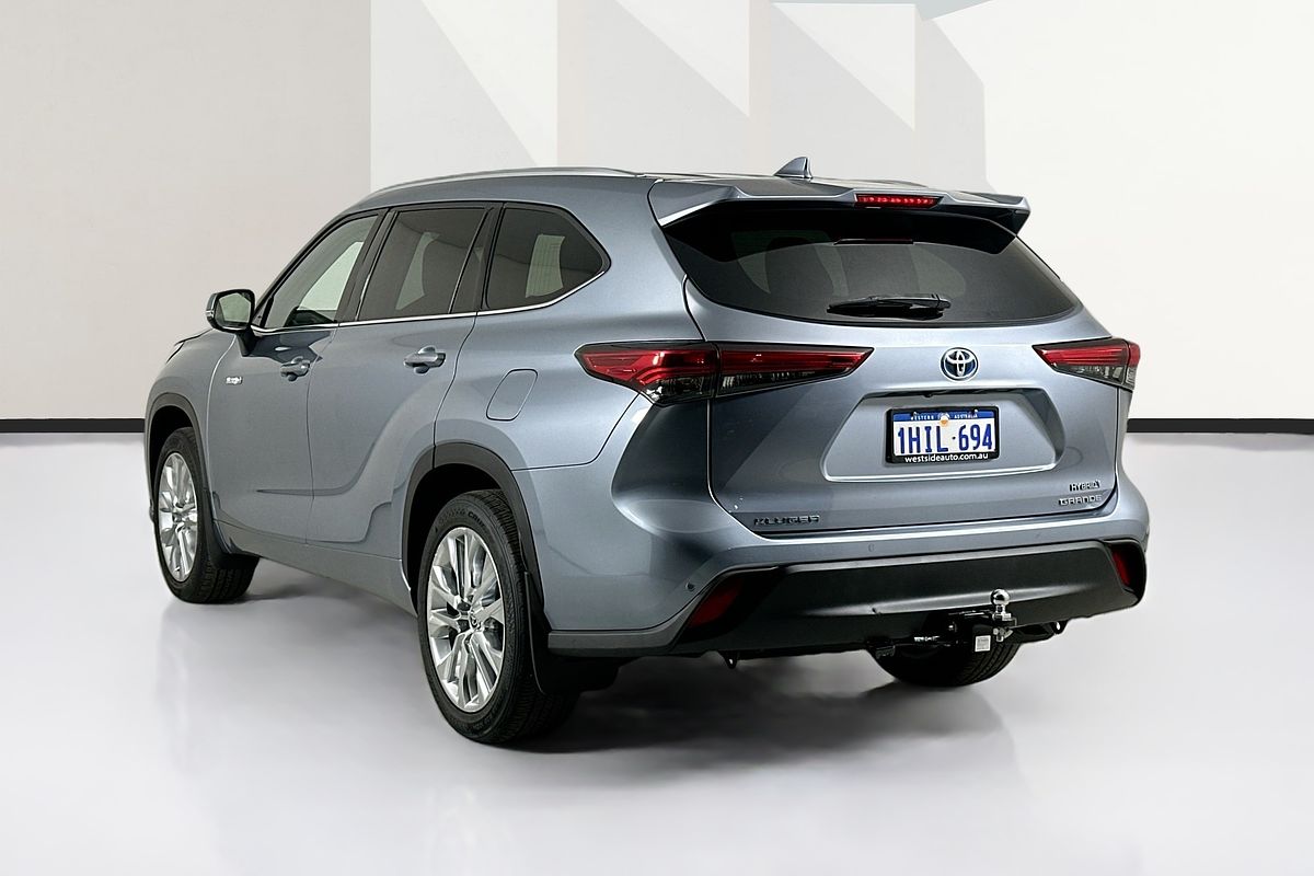 2021 Toyota KLUGER GRANDE HYBRID AWD AXUH78R