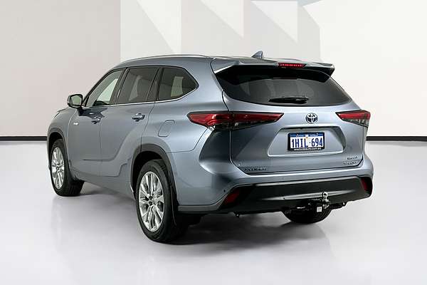 2021 Toyota KLUGER GRANDE HYBRID AWD AXUH78R