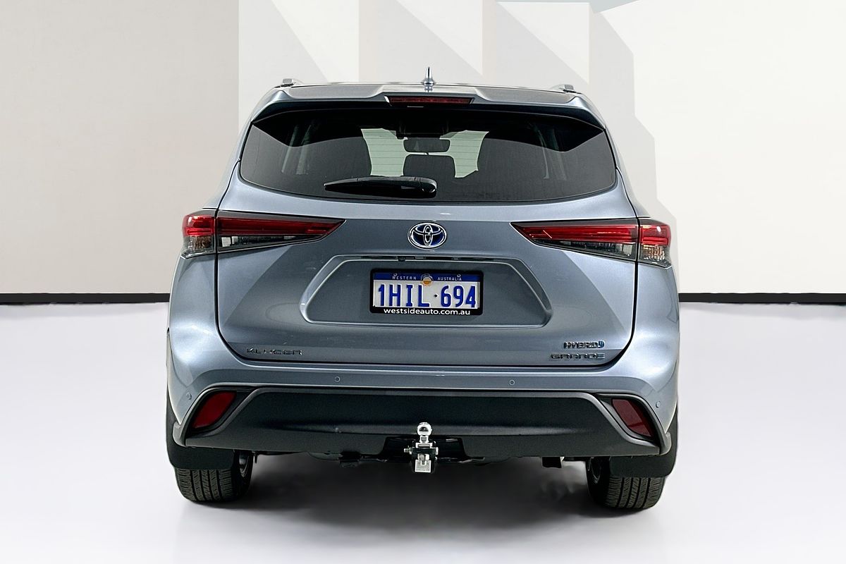 2021 Toyota KLUGER GRANDE HYBRID AWD AXUH78R