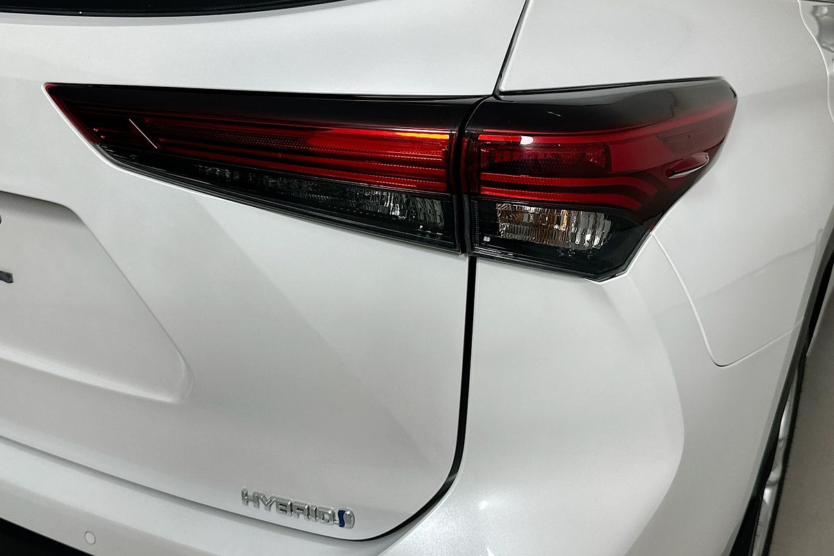 2023 Toyota KLUGER GX HYBRID AWD AXUH78R