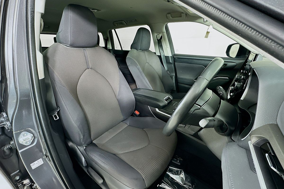 2022 Toyota KLUGER GX HYBRID AWD AXUH78R