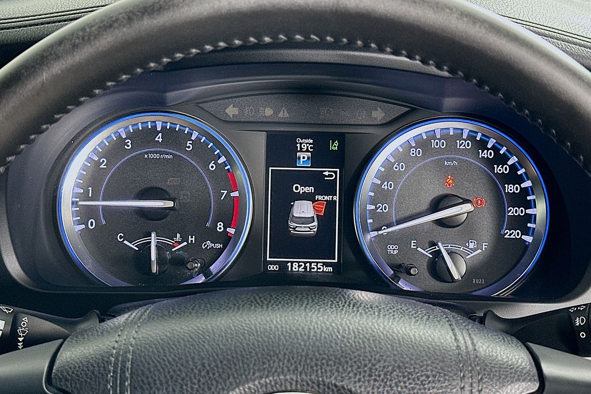 2015 Toyota KLUGER GRANDE (4x4) GSU55R