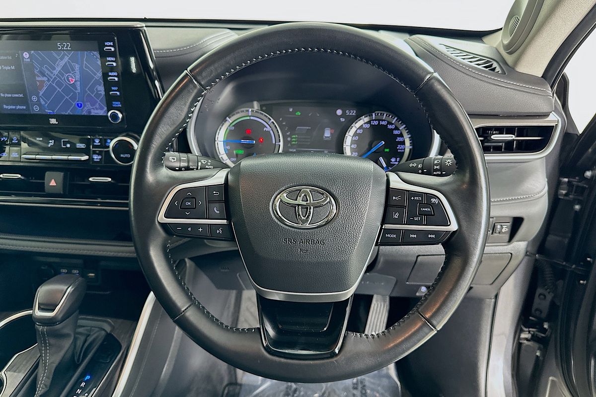 2022 Toyota KLUGER GRANDE HYBRID AWD AXUH78R