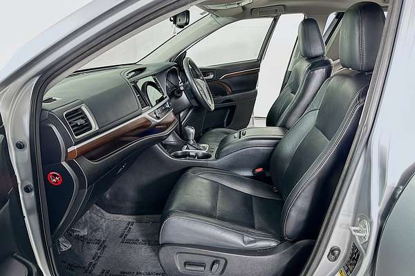 2015 Toyota KLUGER GRANDE (4x4) GSU55R