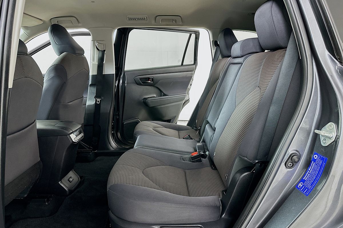 2022 Toyota KLUGER GX HYBRID AWD AXUH78R