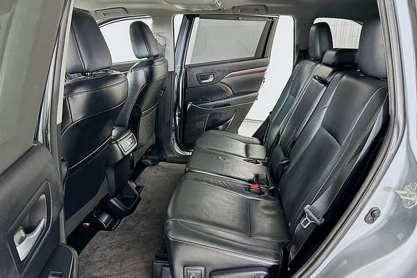 2015 Toyota KLUGER GRANDE (4x4) GSU55R