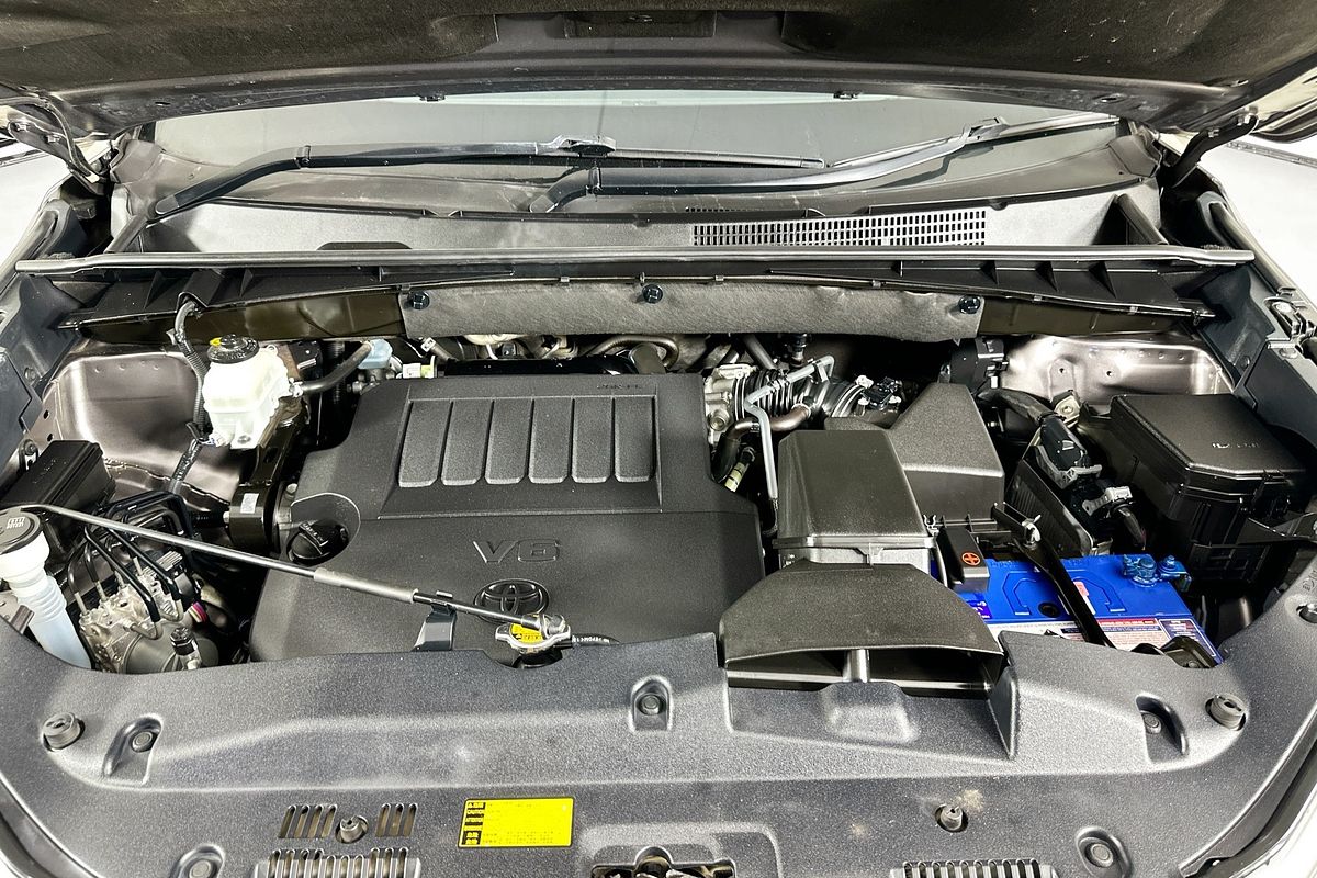 2014 Toyota KLUGER GX (4x2) GSU50R